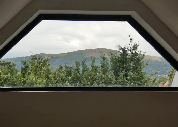 Guarlford Lodge In Malvern
